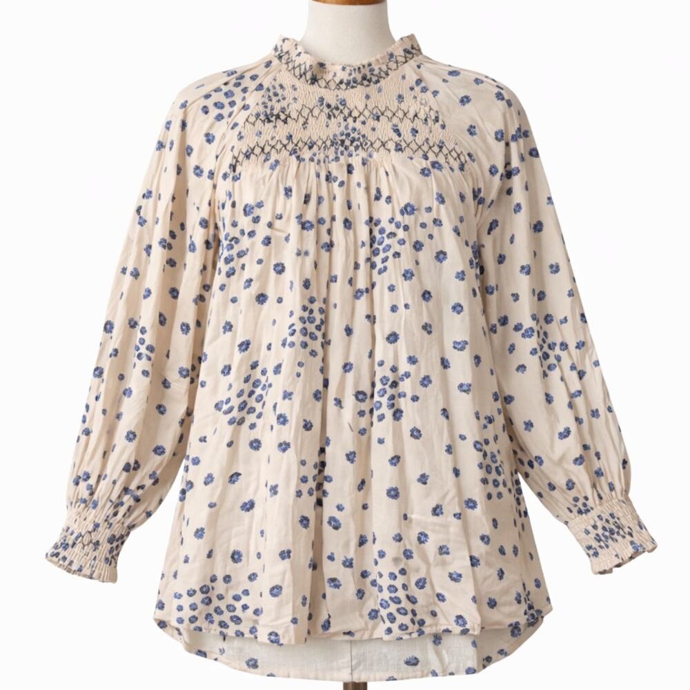 Free People Smocked Boho Floral Tunic Blouse Women’s Medium Blue Cream
